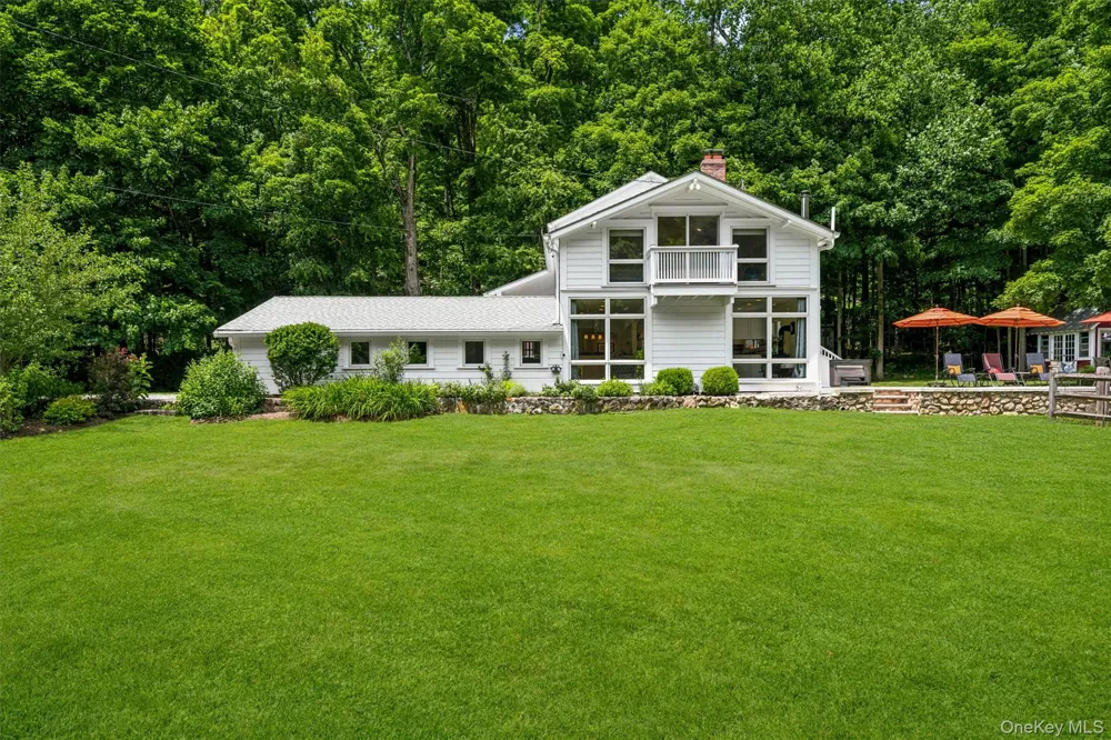324 Haverstraw Road Suffern, NY 10901