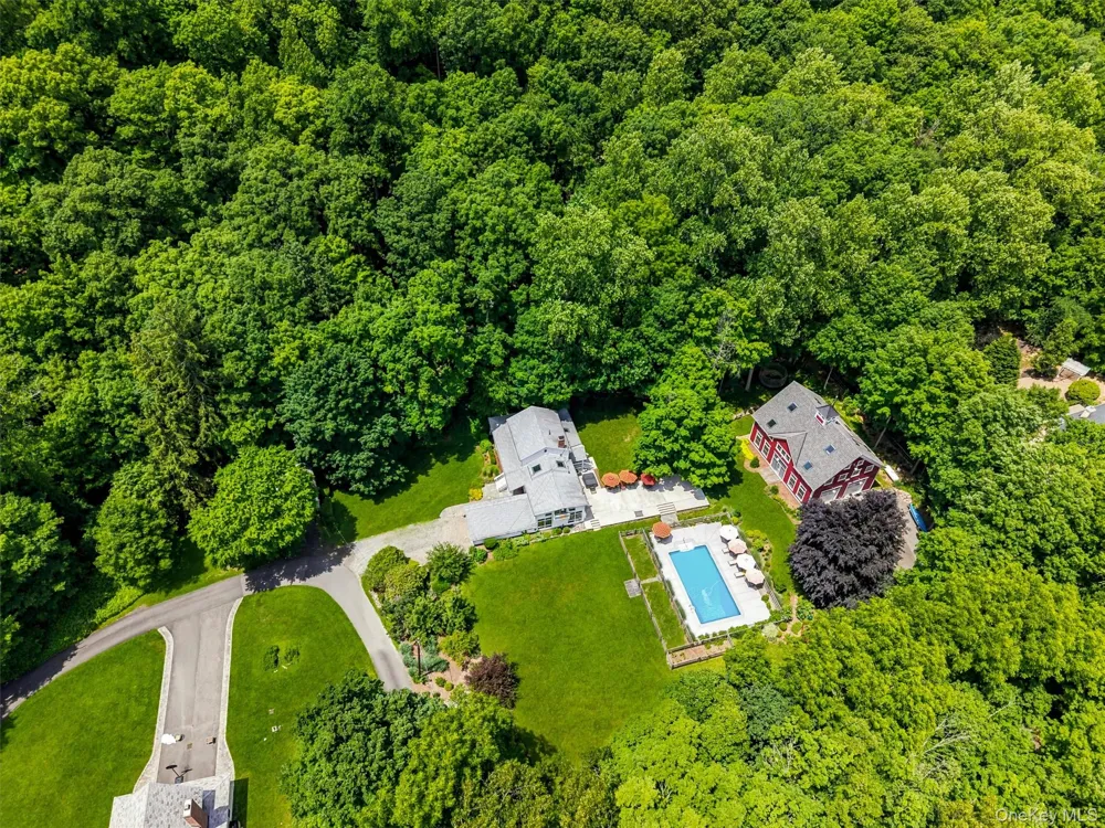 324 Haverstraw Road Suffern, NY 10901