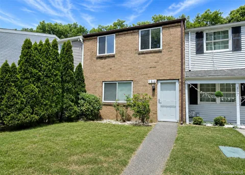 136 Hill Crescent
