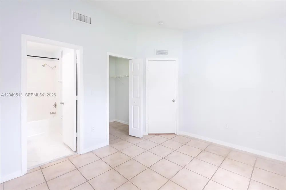 2930 SE 13th Ave #202-52 Homestead, FL 33035