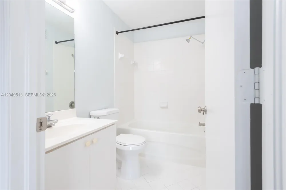 2930 SE 13th Ave #202-52 Homestead, FL 33035