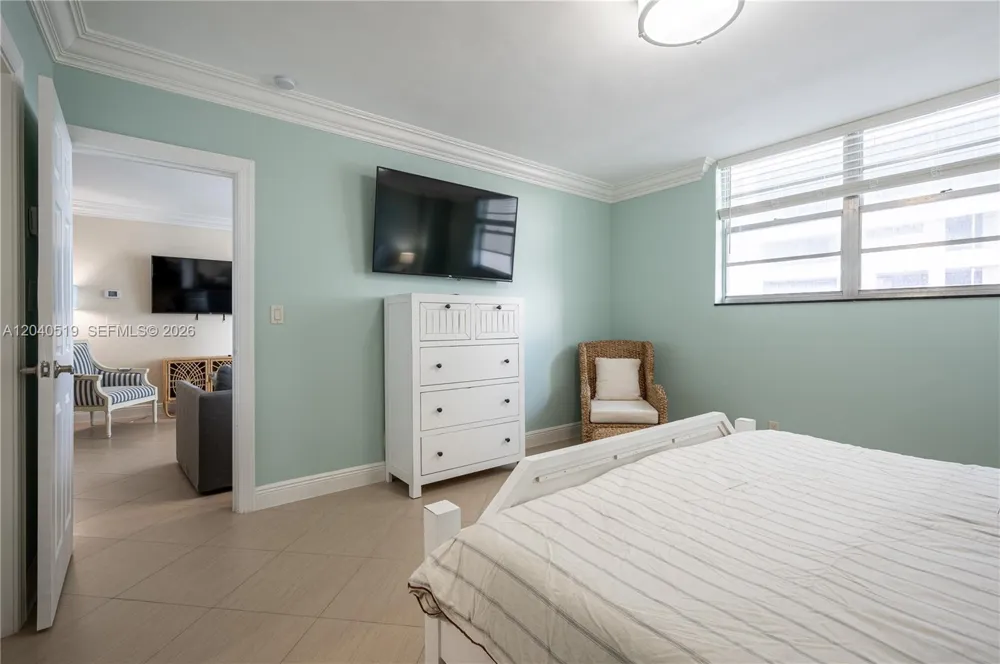 4001 S Ocean Dr #9J Hollywood, FL 33019