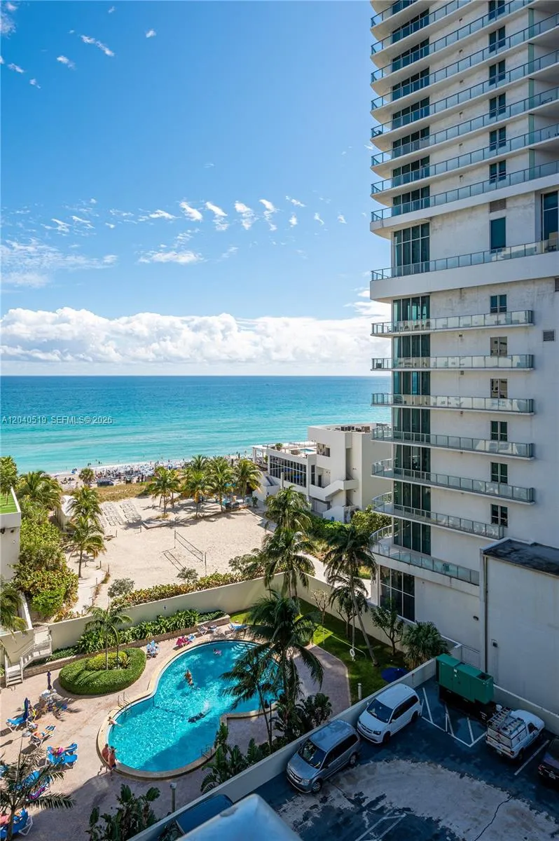 4001 S Ocean Dr #9J Hollywood, FL 33019