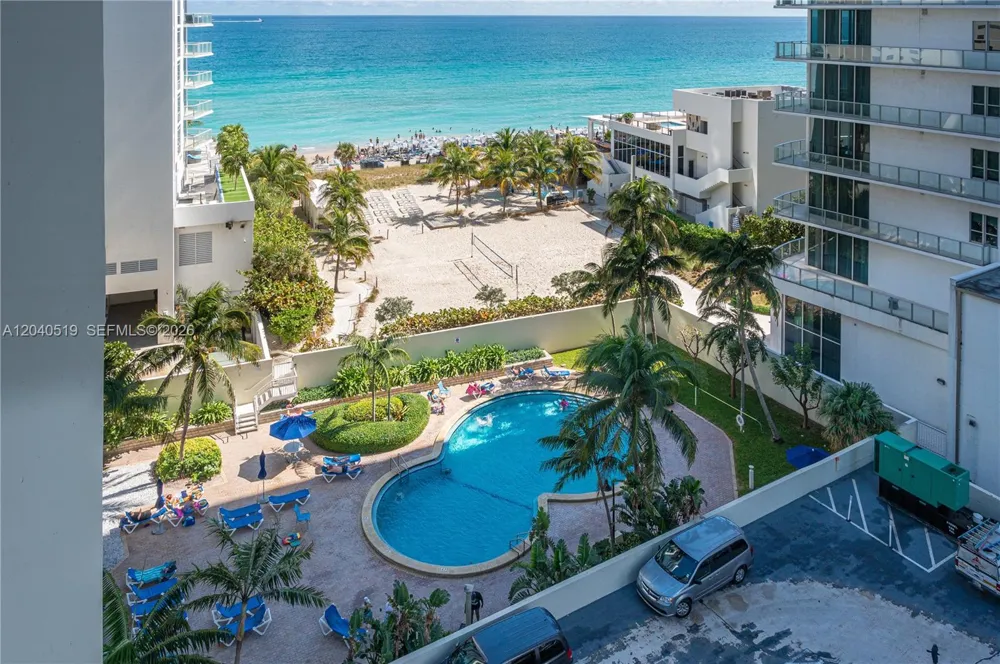 4001 S Ocean Dr #9J Hollywood, FL 33019