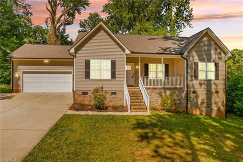 1011 Terrace Drive