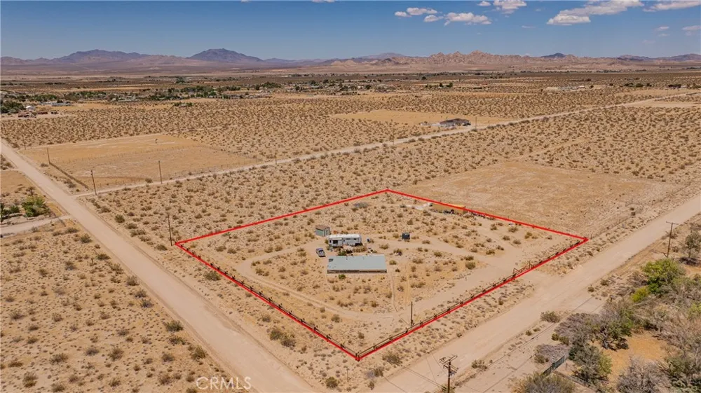 35330 Foothill Rd Lucerne Valley, CA 92356