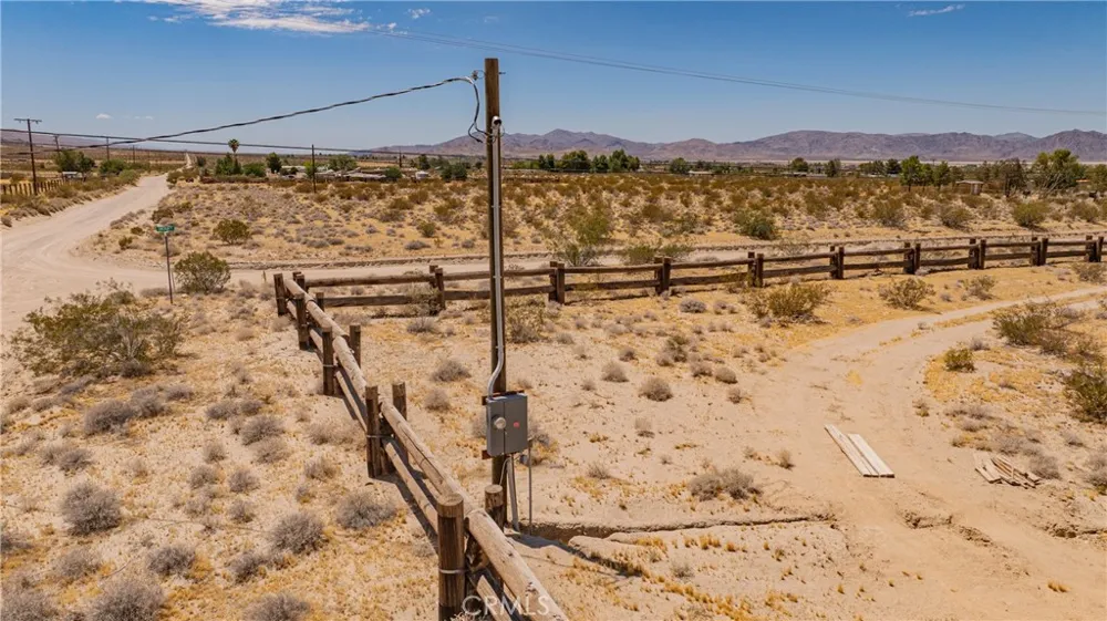 35330 Foothill Rd Lucerne Valley, CA 92356