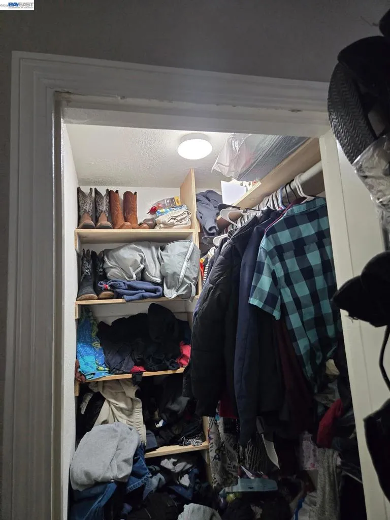 1409 Pennsylvania Richmond, CA 94801