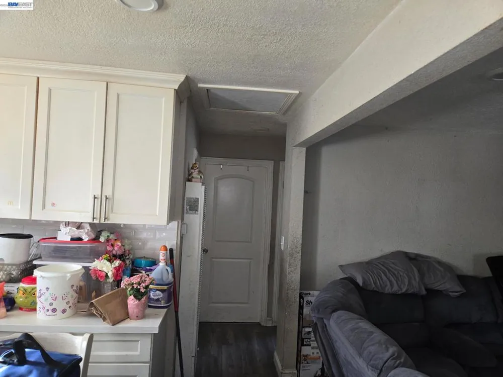 1409 Pennsylvania Richmond, CA 94801