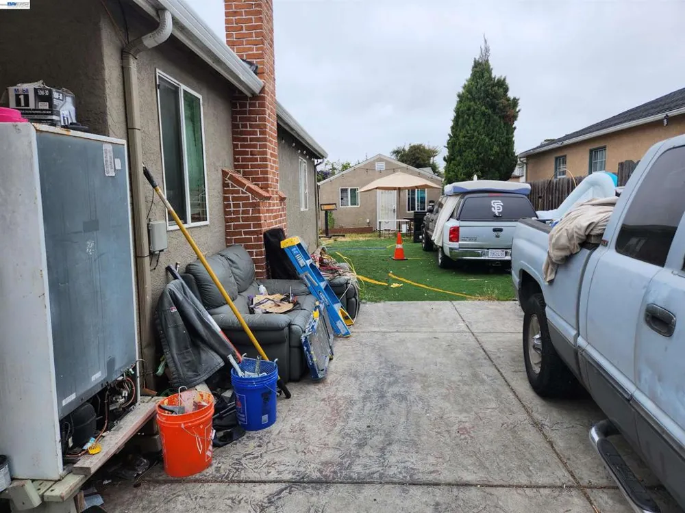 1409 Pennsylvania Richmond, CA 94801