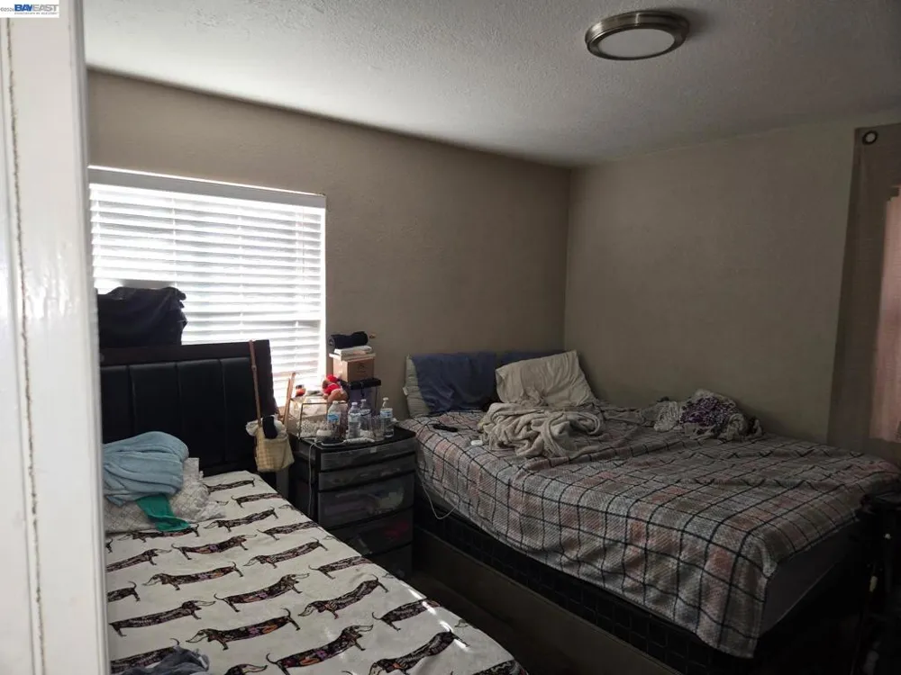 1409 Pennsylvania Richmond, CA 94801
