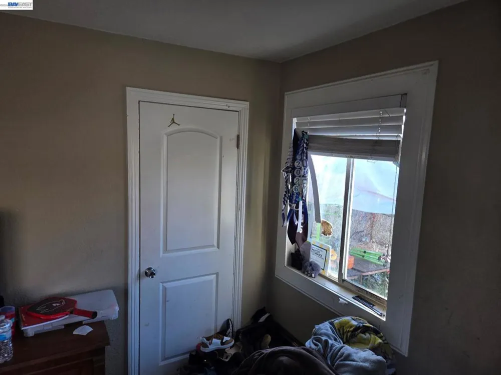 1409 Pennsylvania Richmond, CA 94801