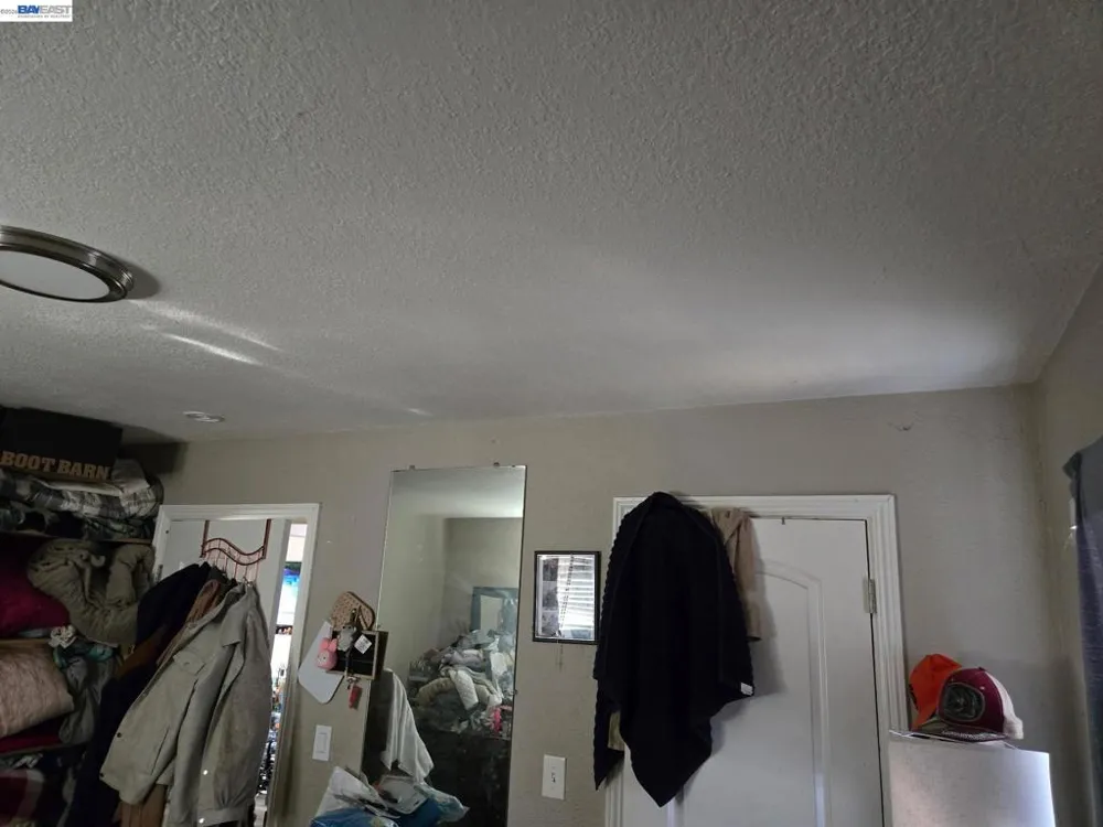 1409 Pennsylvania Richmond, CA 94801