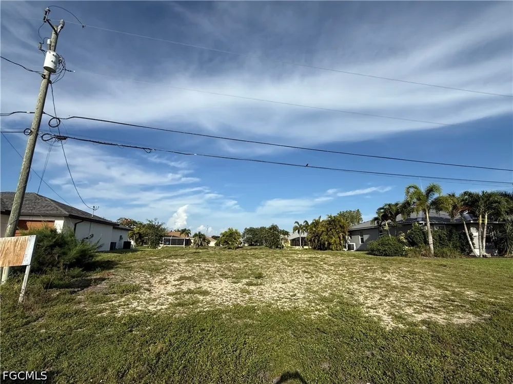 SW 11th Place Cape Coral, FL 33914
