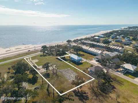 530 Beach Boulevard