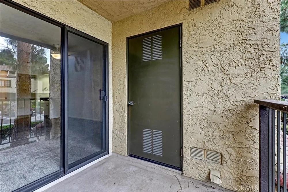 25551 Indian Hill Lane #C Laguna Hills, CA 92653