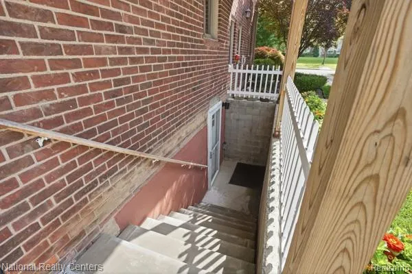 169 McKinley Avenue Grosse Pointe Farms City, MI 48236