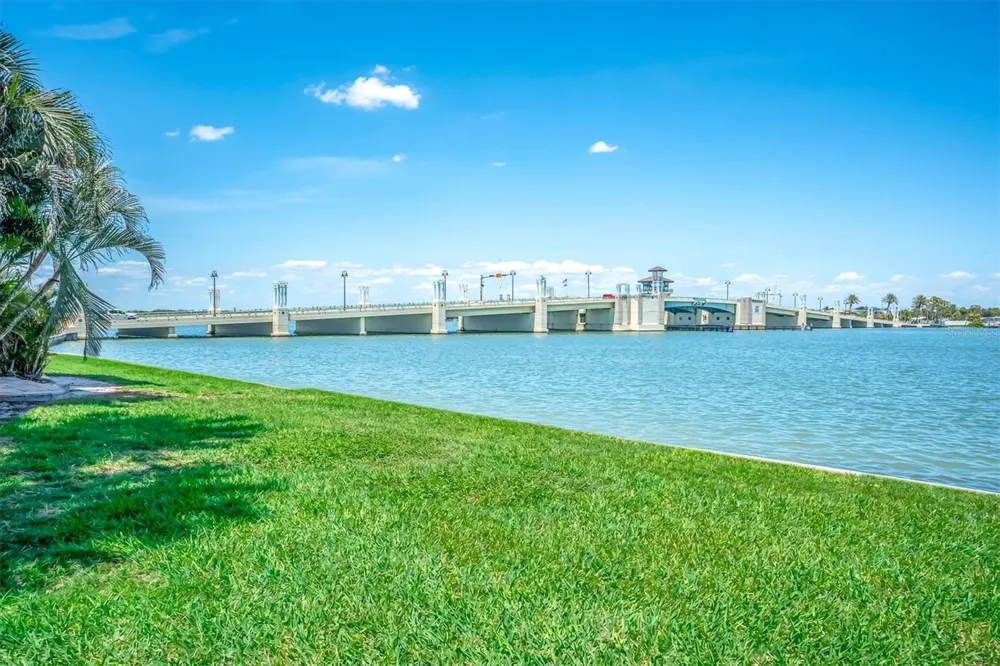 450 TREASURE ISLAND CAUSEWAY #102 Treasure Island, FL 33706