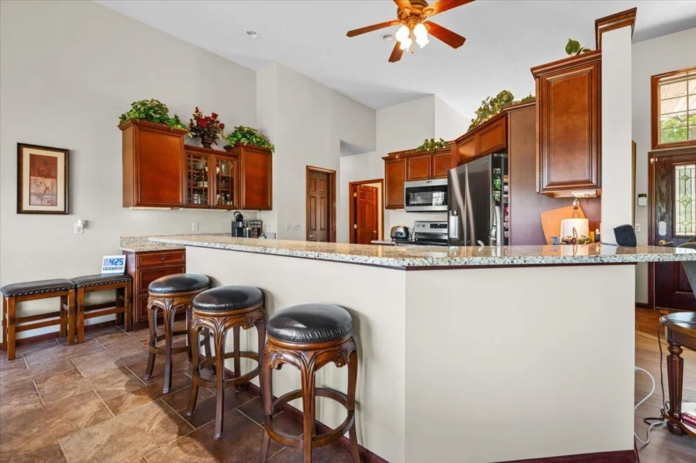 9482 Stonebridge Canadian Lakes, MI 49346