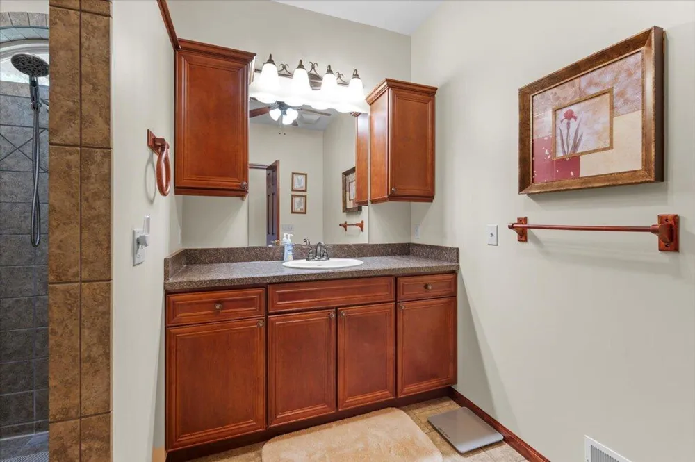 9482 Stonebridge Canadian Lakes, MI 49346