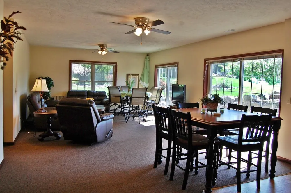 9482 Stonebridge Canadian Lakes, MI 49346