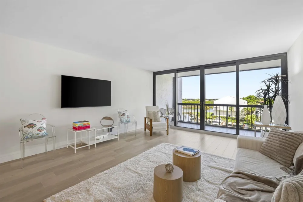 4748 S Ocean Boulevard #502 Highland Beach, FL 33487