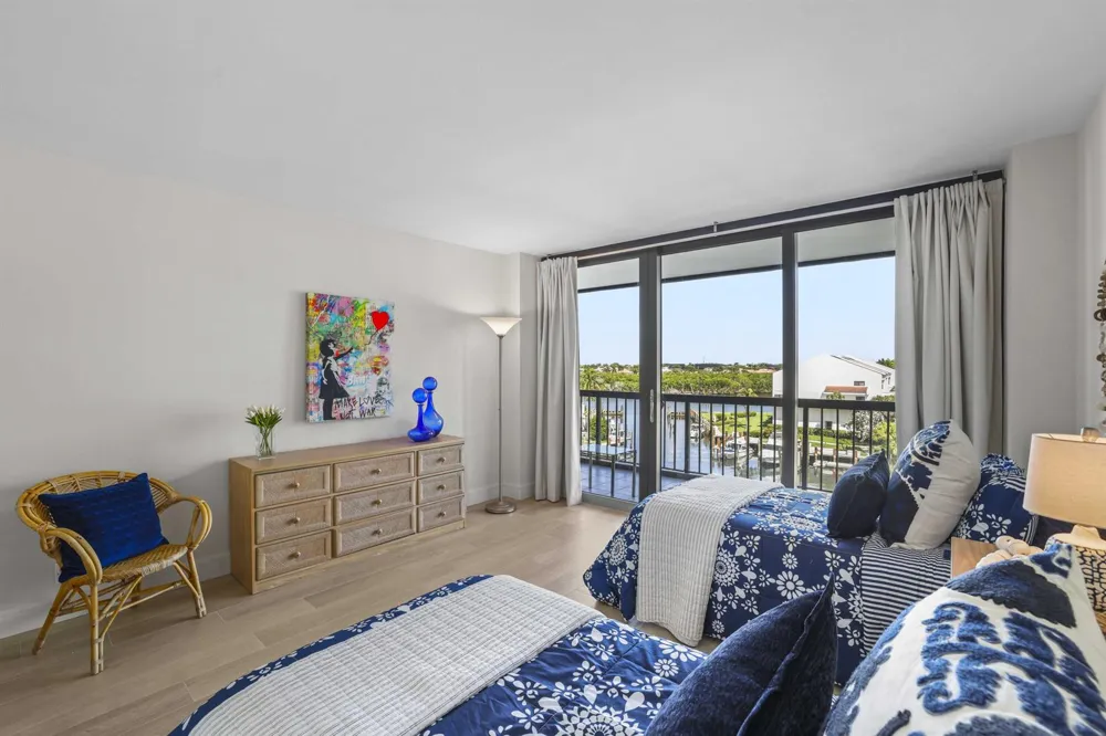 4748 S Ocean Boulevard #502 Highland Beach, FL 33487