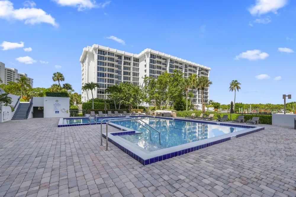 4748 S Ocean Boulevard #502 Highland Beach, FL 33487
