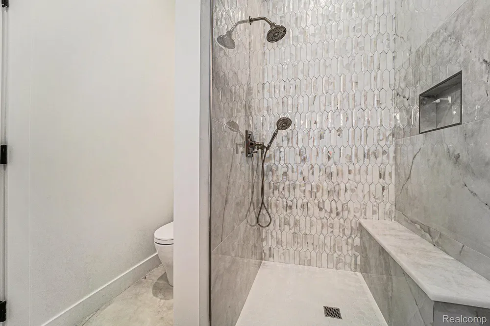 2775 Verona Way Milford Charter Township, MI 48381