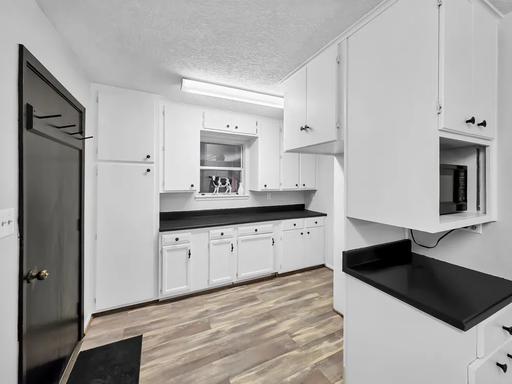 750 County Road 4400 Woodville, TX 75979