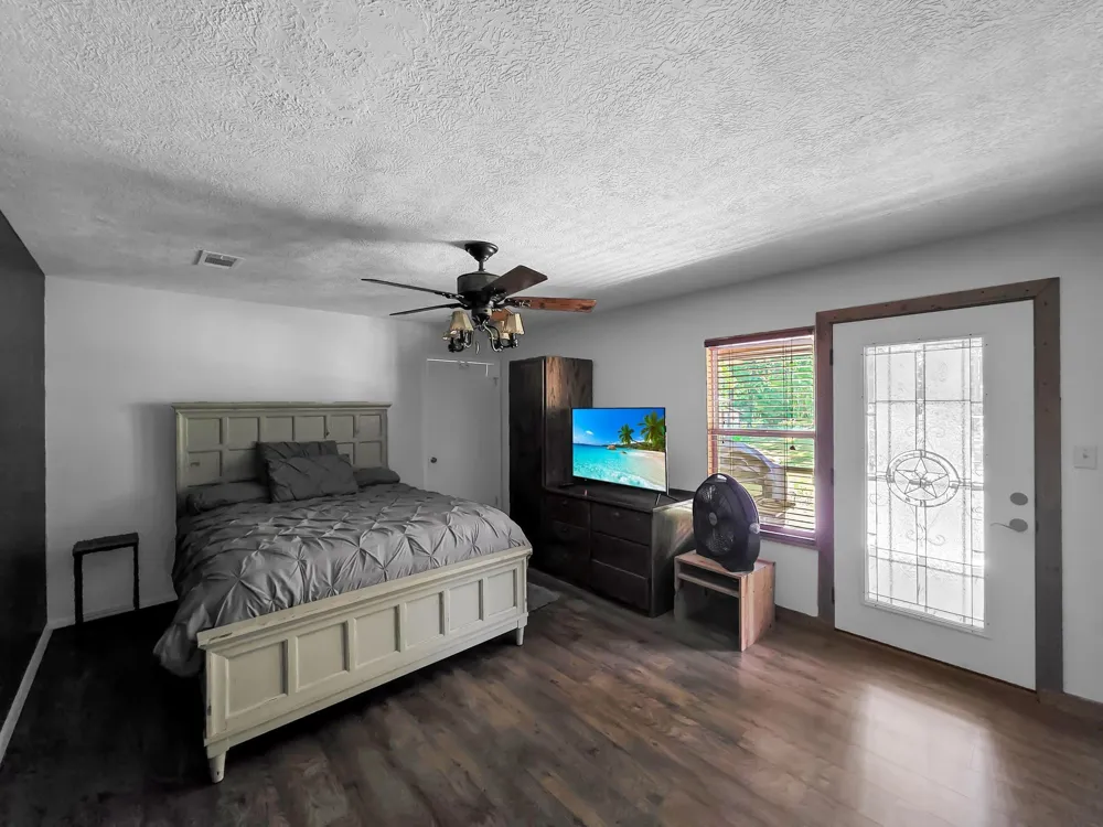750 County Road 4400 Woodville, TX 75979