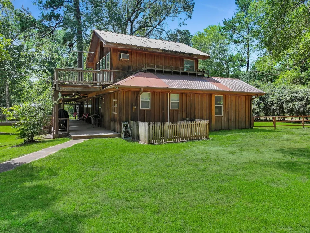750 County Road 4400 Woodville, TX 75979
