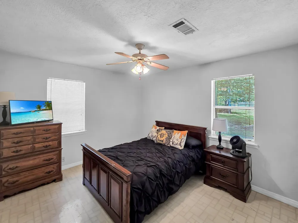 750 County Road 4400 Woodville, TX 75979