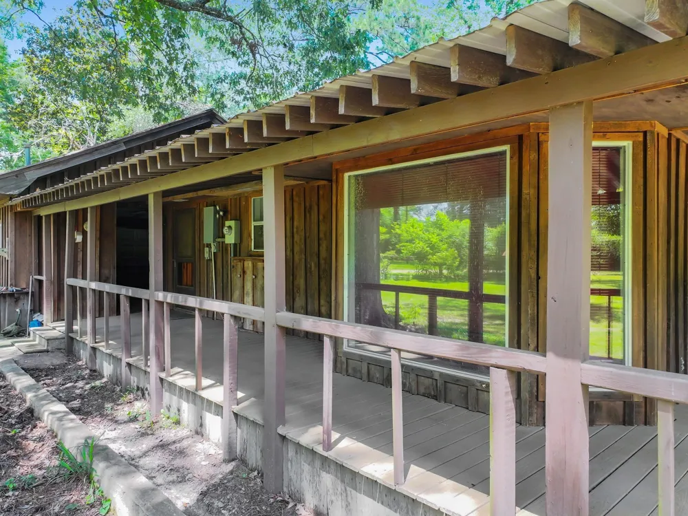 750 County Road 4400 Woodville, TX 75979
