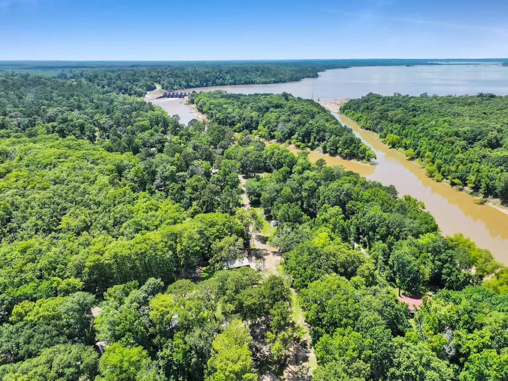 750 County Road 4400 Woodville, TX 75979