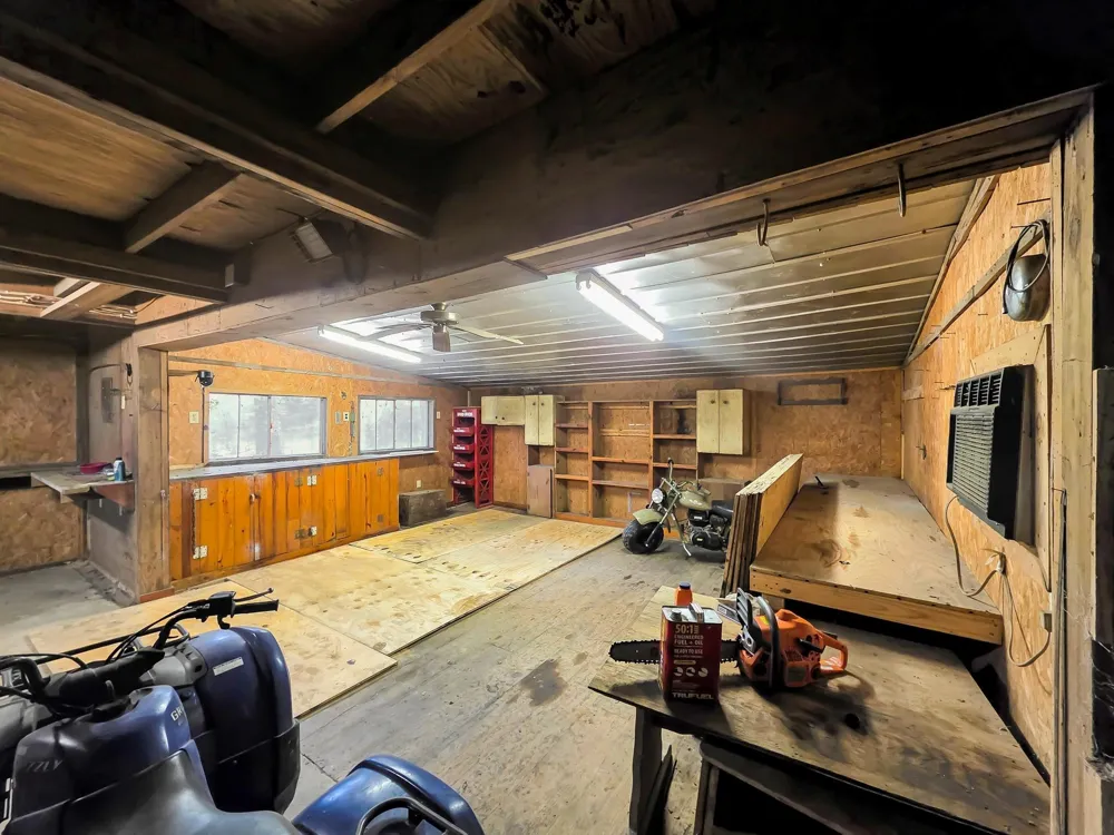 750 County Road 4400 Woodville, TX 75979