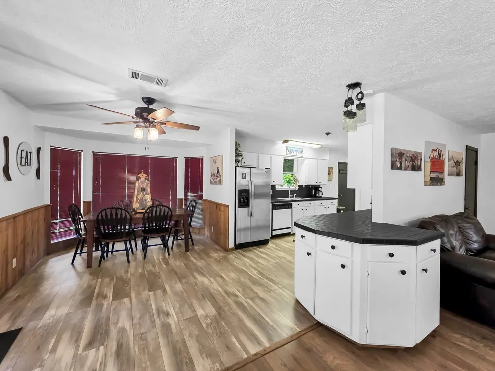 750 County Road 4400 Woodville, TX 75979
