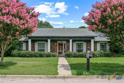 300 Green Avenue