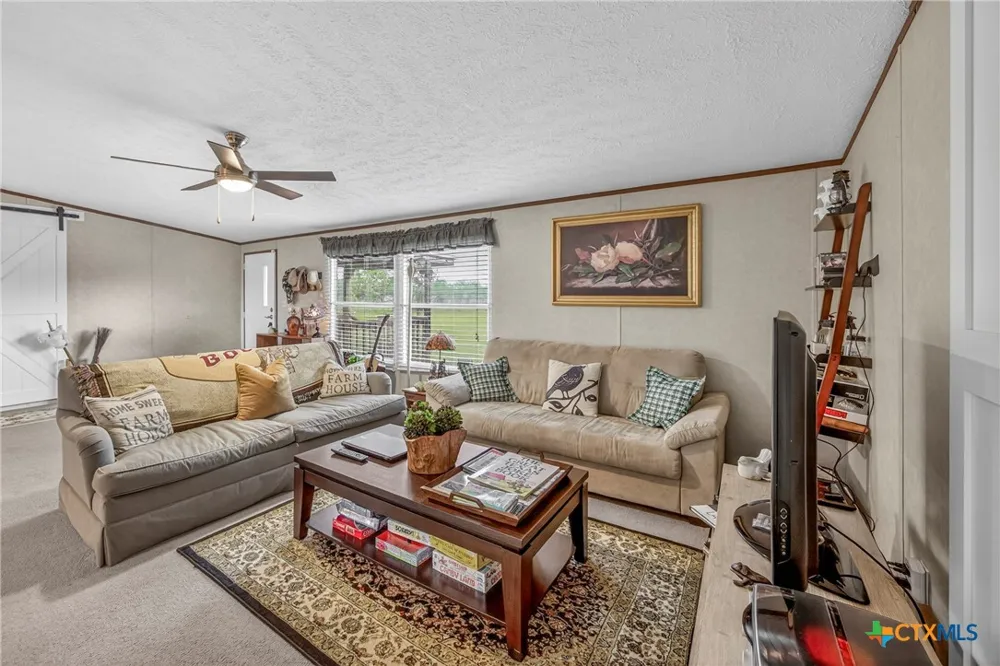 1340 County Road 344 Gonzales, TX 78629