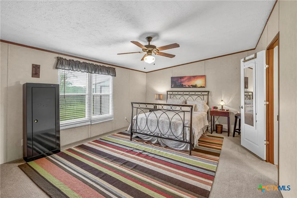 1340 County Road 344 Gonzales, TX 78629
