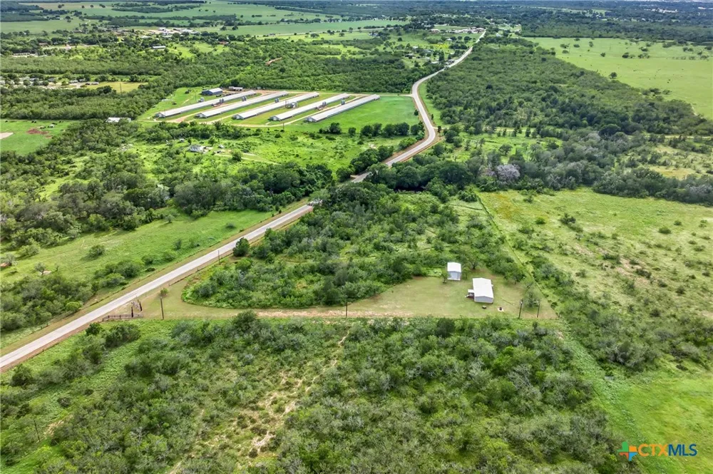1340 County Road 344 Gonzales, TX 78629