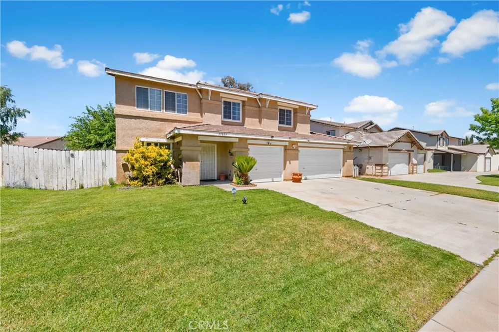 37859 Tamara Palmdale, CA 93550