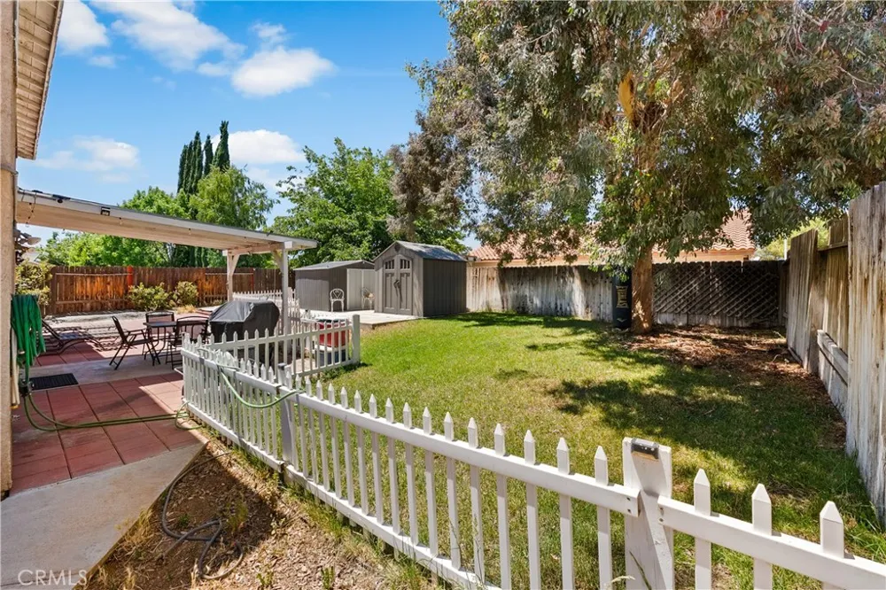 37859 Tamara Palmdale, CA 93550