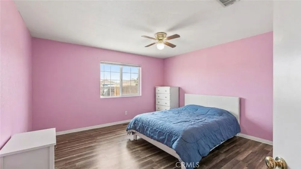 37859 Tamara Palmdale, CA 93550