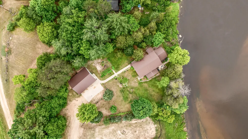13325 Donna Road Big Rapids, MI 49307