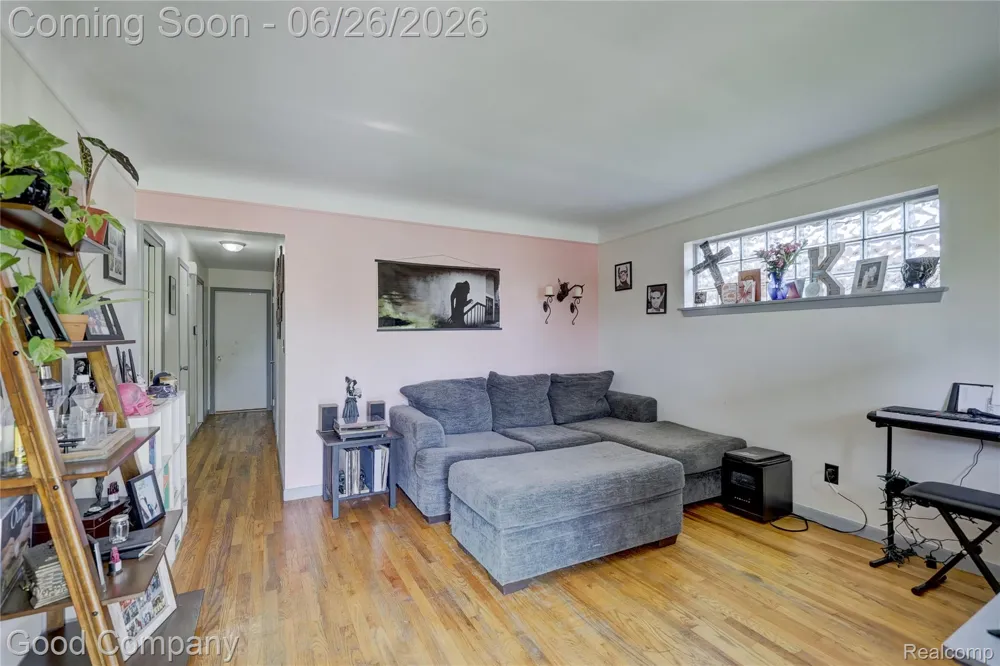 22626 Harmon Street St Clair Shores City, MI 48080