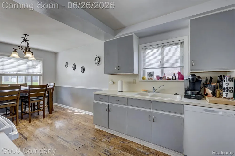 22626 Harmon Street St Clair Shores City, MI 48080
