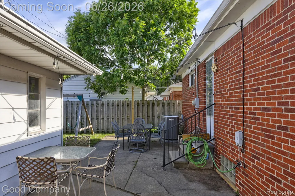 22626 Harmon Street St Clair Shores City, MI 48080