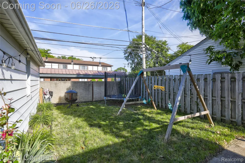 22626 Harmon Street St Clair Shores City, MI 48080