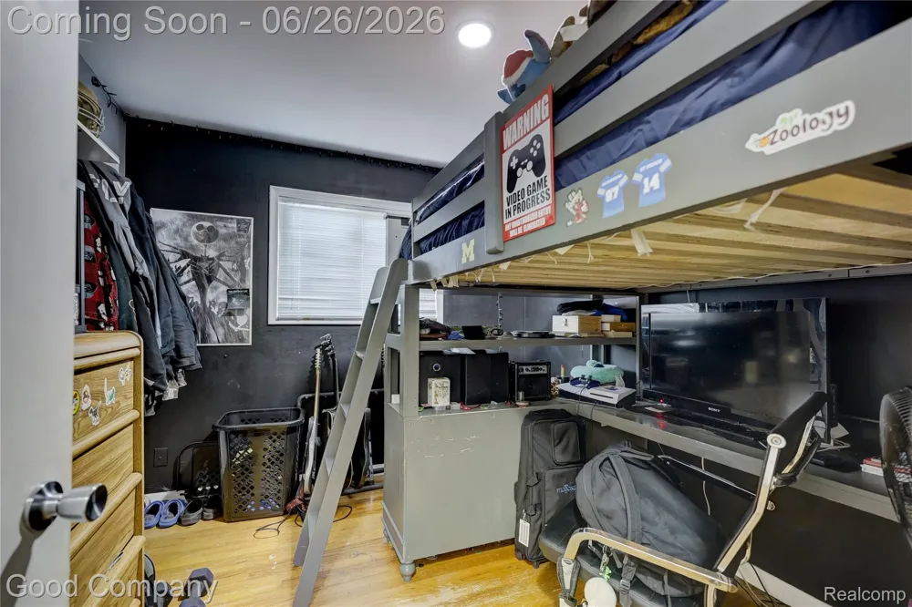 22626 Harmon Street St Clair Shores City, MI 48080
